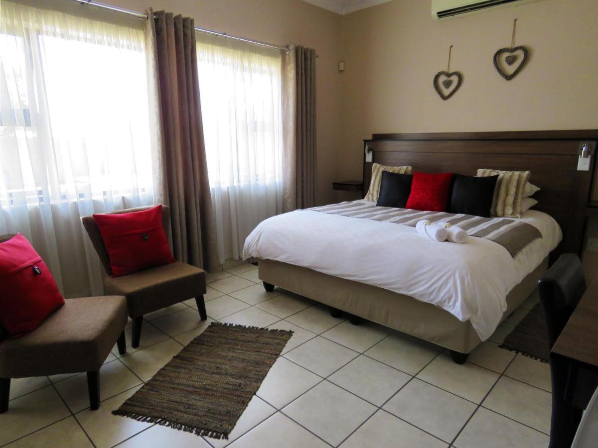 Andante Guesthouse Klerksdorp Extérieur photo